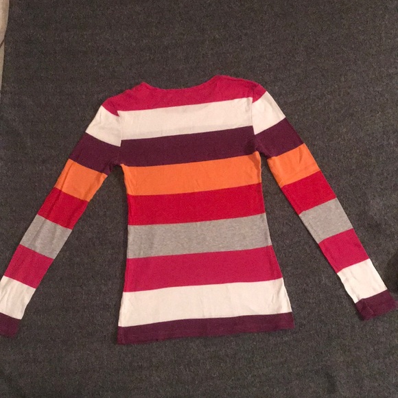 2 Old Navy Long Sleeve Shirts - Picture 2 of 3